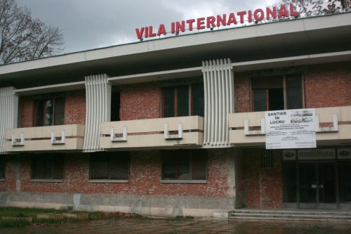 Vila International, de pe bd. Loga