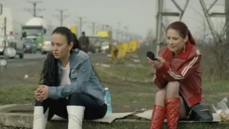 Monarchy Far away Clap Doua „curve” vorbesc pe centura despre Festivalul de Film European – Opinia Timisoarei Monarchy Far away Clap Doua „curve” vorbesc pe centura despre Festivalul de Film European – Opinia Timisoarei