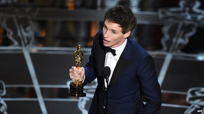 Eddie-Redmayne