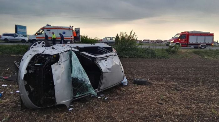 accident-masina-rasturnata