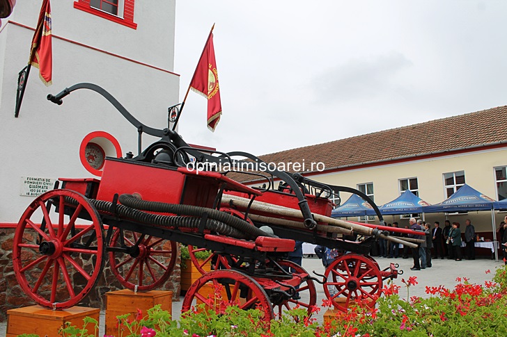 [Imagine: Inaugurare-centru-permanenta-Giarmata-13.jpg]