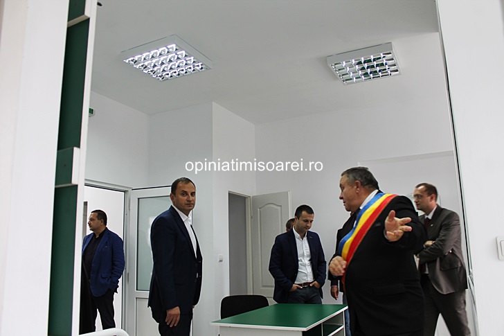 [Imagine: Inaugurare-centru-permanenta-Giarmata-21.jpg]