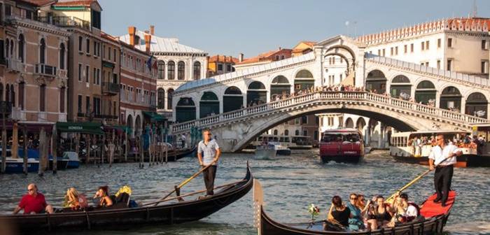 Noile reguli dure pentru turistii ce doresc sa viziteze Venetia.