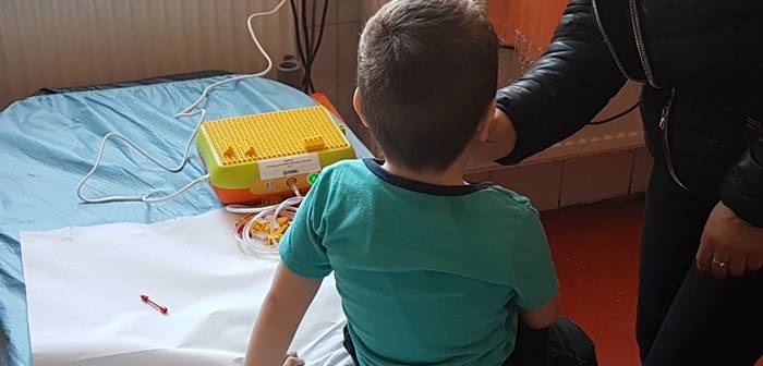 Primele simptome apar inca din copilarie la jumatate dintre cazuri. Bolile rare pentru care nu exista inca tratament, provocarea medicilor din Timisoara