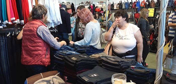 Noutati si reduceri de primavara la Salonul Industriei Usoare din Timisoara