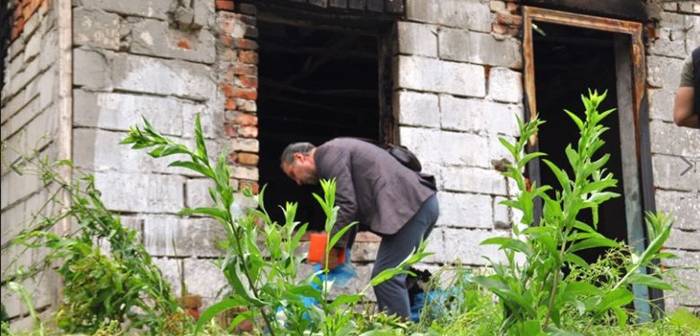 Incendiu tragic în curtea unei locuințe în drum spre sărbători Incendiu tragic în curtea unei locuințe în drum spre sărbători