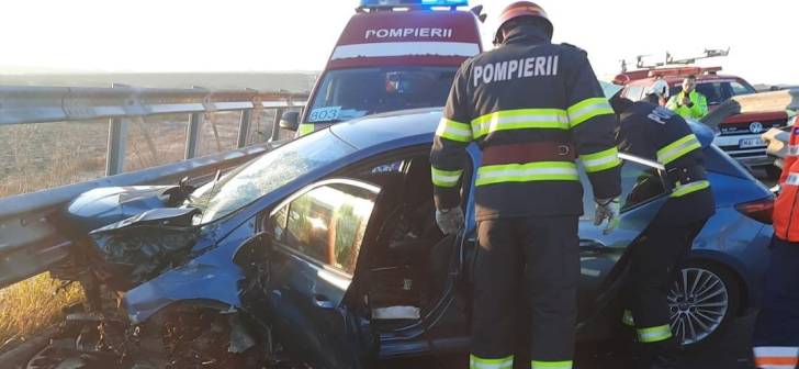 Copilul și mama lui, răniți într-un accident în apropiere de Timișoara Copilul și mama lui, răniți într-un accident în apropiere de Timișoara
