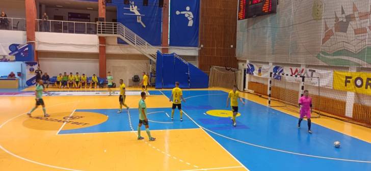 CFR Timișoara obține un parcurs perfect în prima ligă de futsal și ajunge la egalitate cu liderul după victoria de la Deva.