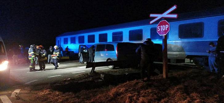 Accident feroviar: Un bărbat a fost lovit de trenul Interregio către Timișoara Accident feroviar: Un bărbat a fost lovit de trenul Interregio către Timișoara