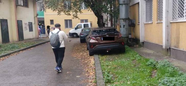 Control fulger în Campusul Universitar din Timișoara: O mulțime de studenți, în lacrimi, întâmpină amenzi de 40.000 de lei.