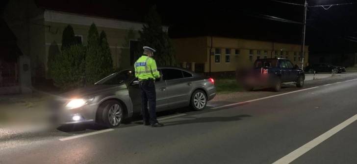 Prins colectionar de infractiuni de politisti pe o sosea din Timis Prins colectionar de infractiuni de politisti pe o sosea din Timis