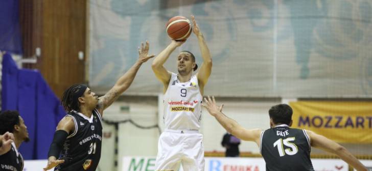 Clujul a învins Timișoara într-un meci de baschet din Liga Națională Clujul a învins Timișoara într-un meci de baschet din Liga Națională
