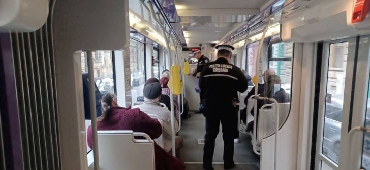 Anunț de controale în tramvaie pentru hoții de buzunare și călătorii fără bilet Anunț de controale în tramvaie pentru hoții de buzunare și călătorii fără bilet