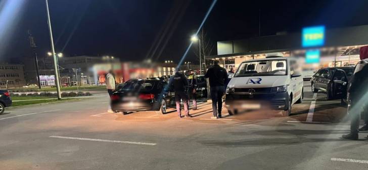 Eveniment de curse ilegale, oprit de politie la Timisoara. Sanctiuni aplicate.