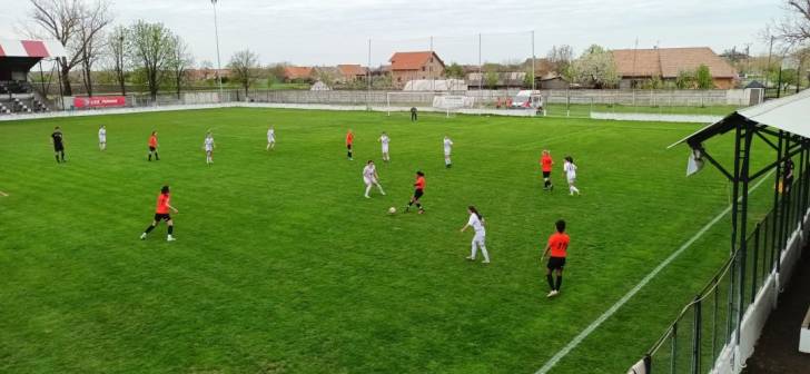 Banat Girls castiga impotriva ACS Targu Mures cu scor de doua la zero, doua debutante decisive pentru echipa din Timis.