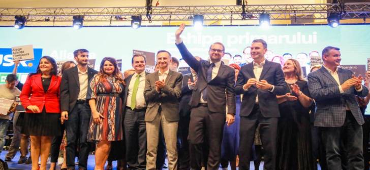 Primarul Dominic Fritz neagă că ar fi săvârșit fapte ilegale. Primarul Dominic Fritz neagă că ar fi săvârșit fapte ilegale.