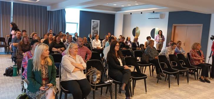 Specialistii prezinta legislatia privind siguranta alimentara la seminar CCIAT.