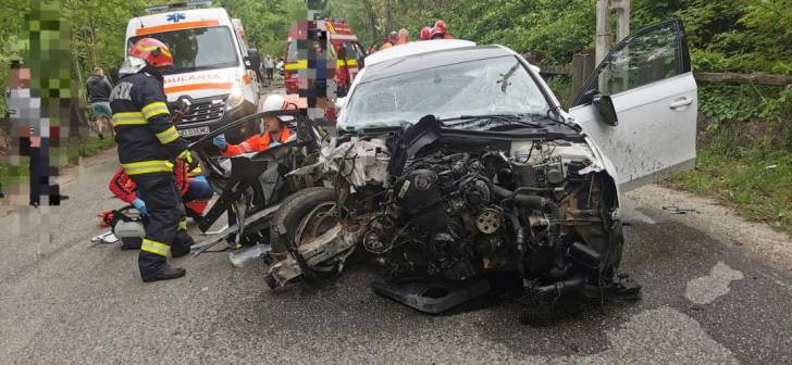 Accident grav: un tanar decedat si trei raniti de un sofer beat.