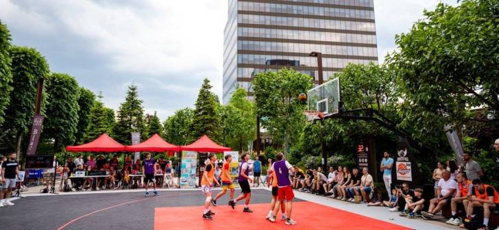 Weekendul la Iulius Town Timisoara: raliu, baschet, cinema, distractie copii