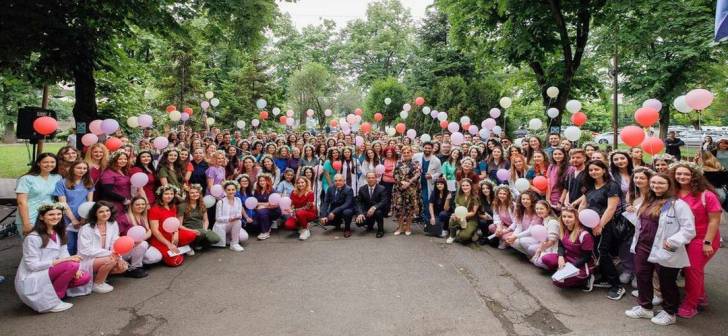 Absolvirea studentilor de la Medicina Timisoara: emotie si bucurie.