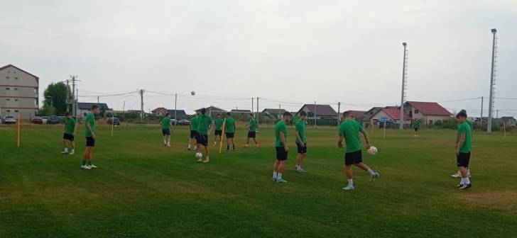 Dumbravita se confrunta cu o echipa in dificultate pe teren advers.