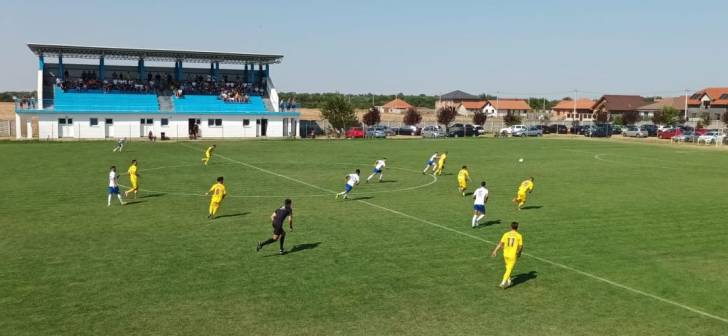 Echipele favorite domină campionatul din liga a patra Timișeană. Lugojul se impune clar, iar Giarmata obține primul meci fără gol primit. Echipele favorite domină campionatul din liga a patra Timișeană. Lugojul se impune clar, iar Giarmata obține primul meci fără gol primit.