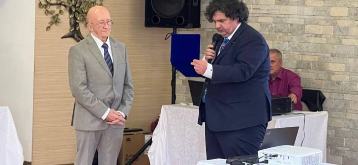 Profesorul Valeriu-Augustin Stoian de la UPT a implinit 75 de ani si 50 de ani de activitate didactica