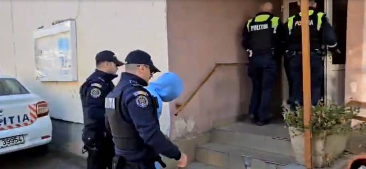 Adolescent de 15 ani, atacat și jefuit la Timișoara pentru un pachet de țigări.