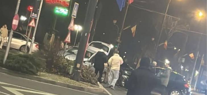 Accident grav în centrul Timișoarei, din cauza unui șofer care a ignorat semafoarele Accident grav în centrul Timișoarei, din cauza unui șofer care a ignorat semafoarele