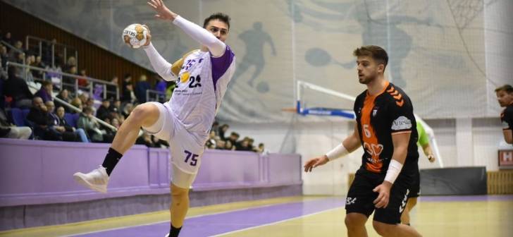 Handbalistii de la Politehnica Timisoara pierd acasă în ultimul meci din tur.