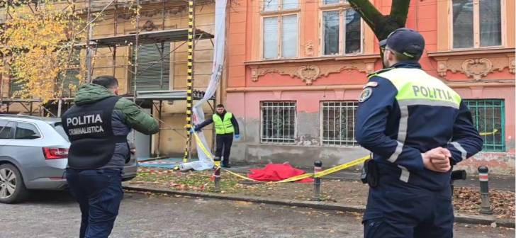 Incident tragic la Timișoara: bărbat decedat după cădere de pe schelă. Vezi înregistrarea video.