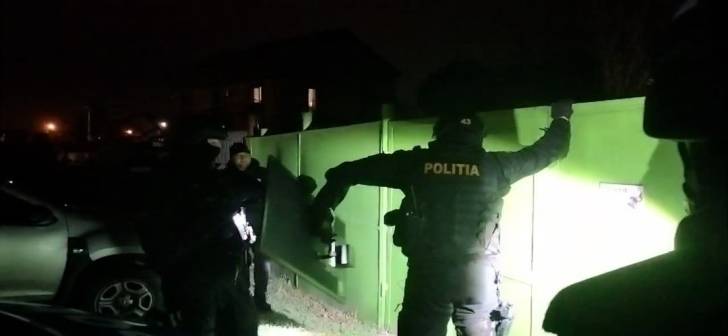 Coordonați din Bagdad: captură fulger a traficanților de imigranți ilegali irakieni și sirieni. Coordonați din Bagdad: captură fulger a traficanților de imigranți ilegali irakieni și sirieni.