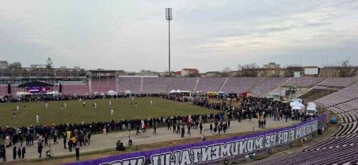 Iubitorii de fotbal din Timișoara se despart de Stadionul Dan Păltinișanu. Vezi imagini! Iubitorii de fotbal din Timișoara se despart de Stadionul Dan Păltinișanu. Vezi imagini!