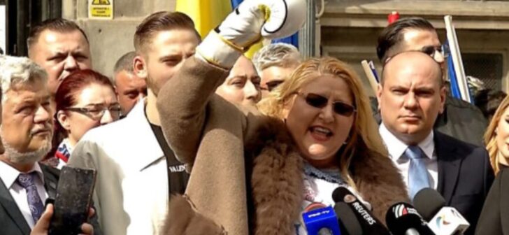 Diana Sosoacă nu va apărea pe buletinul de vot, BEC a respins candidatura ei. Diana Sosoacă nu va apărea pe buletinul de vot, BEC a respins candidatura ei.