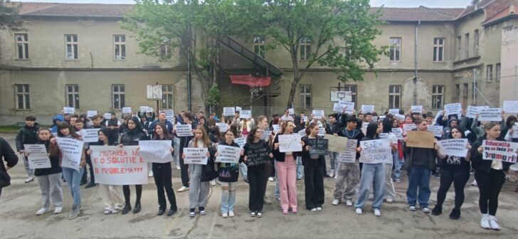 Directorul liceului din Timișoara demisionează în urma un scandal cu controalele efectuate.