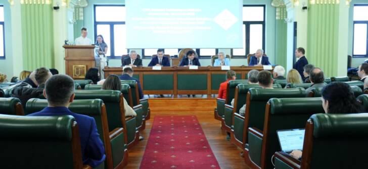 Studenți din România, Ungaria și Serbia își prezintă lucrările științifice la Universitatea Politehnica.