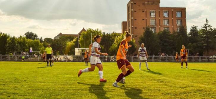 Superliga de fotbal feminin începe: Politehnica Timișoara întâlnește echipa medaliată cu bronz!