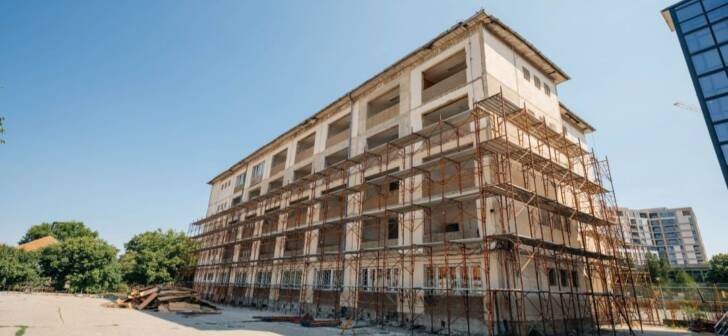 Modernizarea unui liceu din Timișoara a început. Când se va finaliza? FOTO