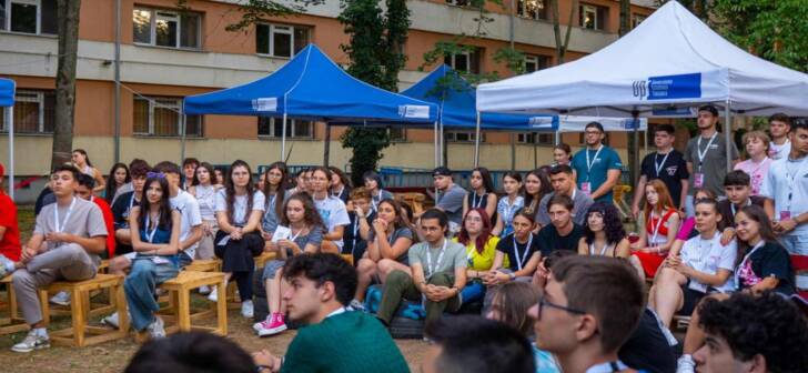 Peste 100 de elevi din toată țara, la cea de-a X-a ediție a Electronics Summer University! Peste 100 de elevi din toată țara, la cea de-a X-a ediție a Electronics Summer University!