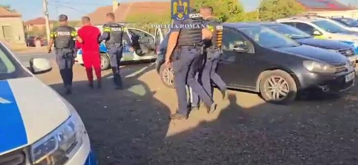 Hoți deghizați, o lovitură neașteptată lângă Timișoara: un depozit de scule, golit! VIDEO Hoți deghizați, o lovitură neașteptată lângă Timișoara: un depozit de scule, golit! VIDEO
