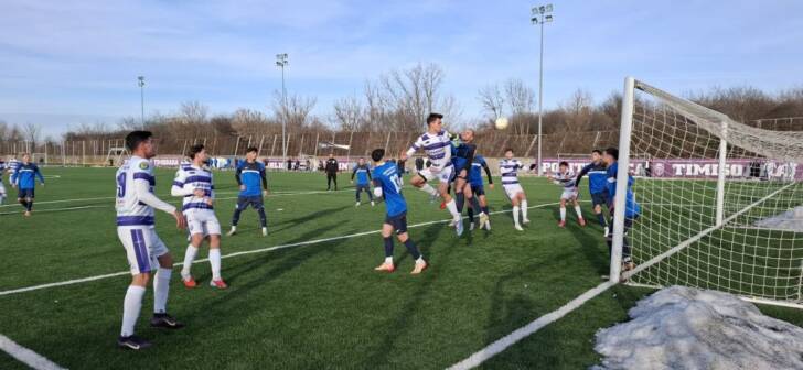 Politehnica Timișoara înfruntă campioana CSM și obține o victorie surprinzătoare.