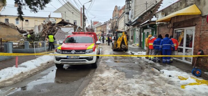 O nouă căutare a pungii de gaz responsabilă pentru explozia de la Poliția Rutieră Lugoj. O nouă căutare a pungii de gaz responsabilă pentru explozia de la Poliția Rutieră Lugoj.