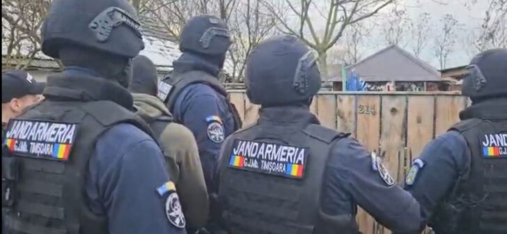 Percheziții la casele băieților implicați în crima din Timișoara, după înmormântare. Percheziții la casele băieților implicați în crima din Timișoara, după înmormântare.